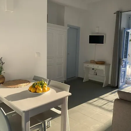 Apartment Liada Cosy Avec Balcon, Centre De Parikia Et Proche *