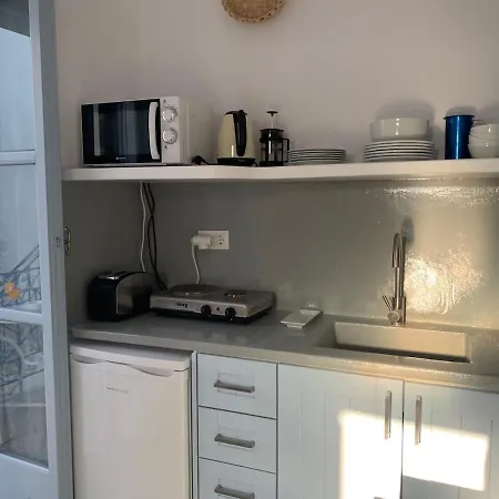 Liada Cosy Avec Balcon, Centre De Parikia Et Proche Appartement